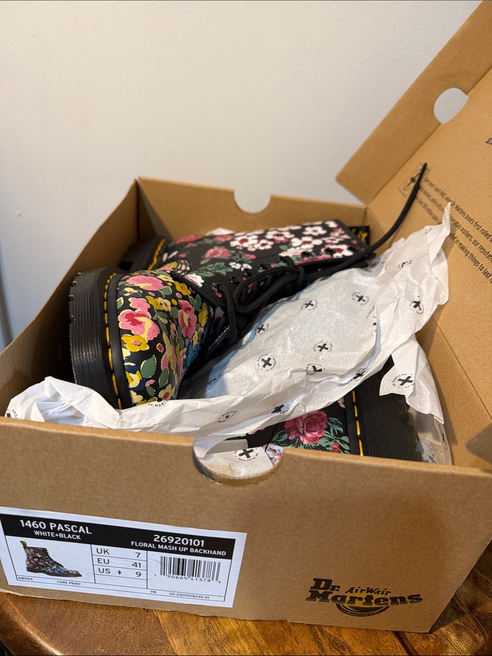Dr. Martens 1460 Pascal in Floral Mash Up Backhand Women's Size 9 - Picture 5 of 5